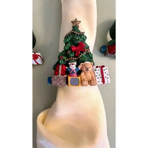 Vintage Hand Painted Christmas Present Teddy Bear Napkin Ring Holders Lot of 5‎